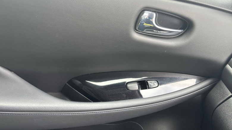 Nissan LEAF 160kW e+ Tekna 59kWh 5dr Auto Electric Hatchback